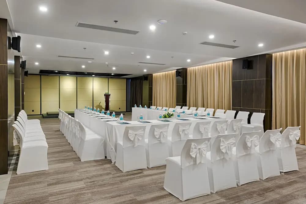 Satya Da Nang Hotel Han Market - photo 24
