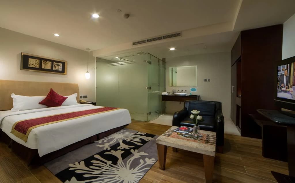 The Hanoi Club Hotel & Residences - photo 5