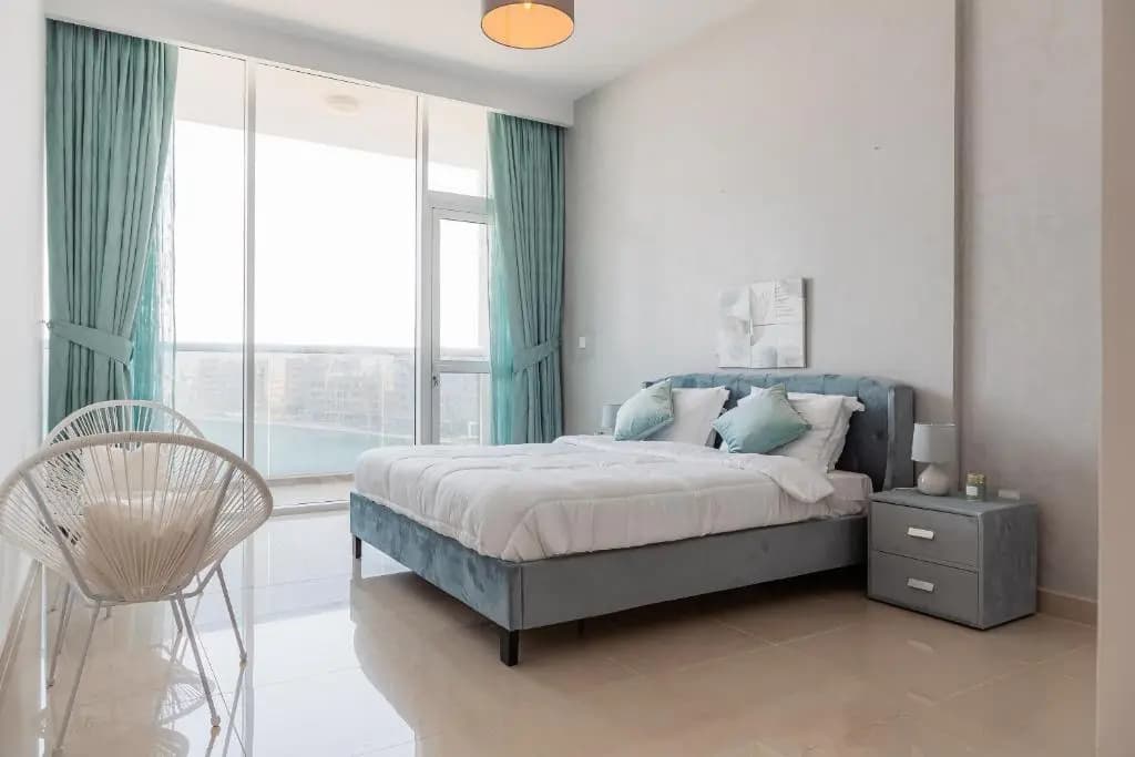 RH- Lovely 2 bedroom apartment, Lagoon View in Gateway Residences - photo 3