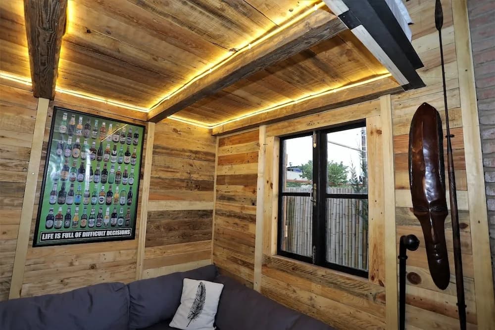 Falcon Apartments - Terrace - photo 3