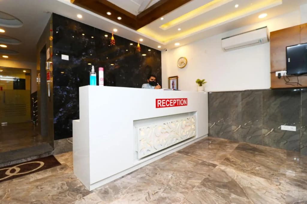 Hotel The Glory - photo 1