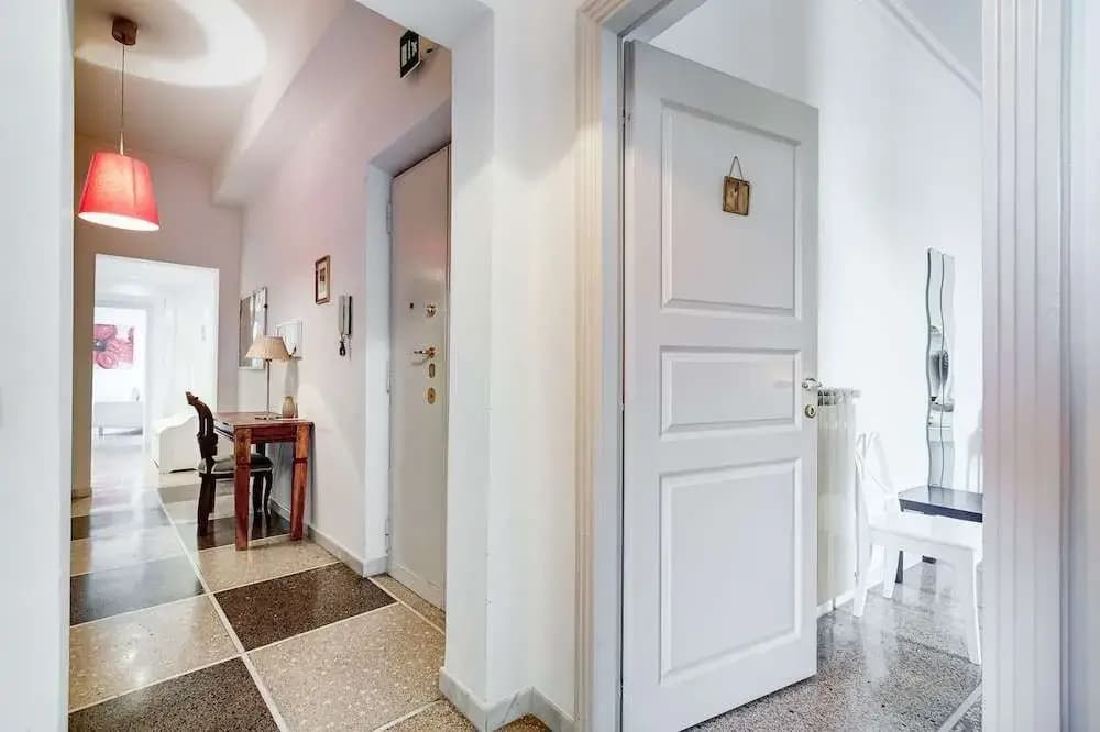 Giulio Cesare Vatican Apartment - photo 9