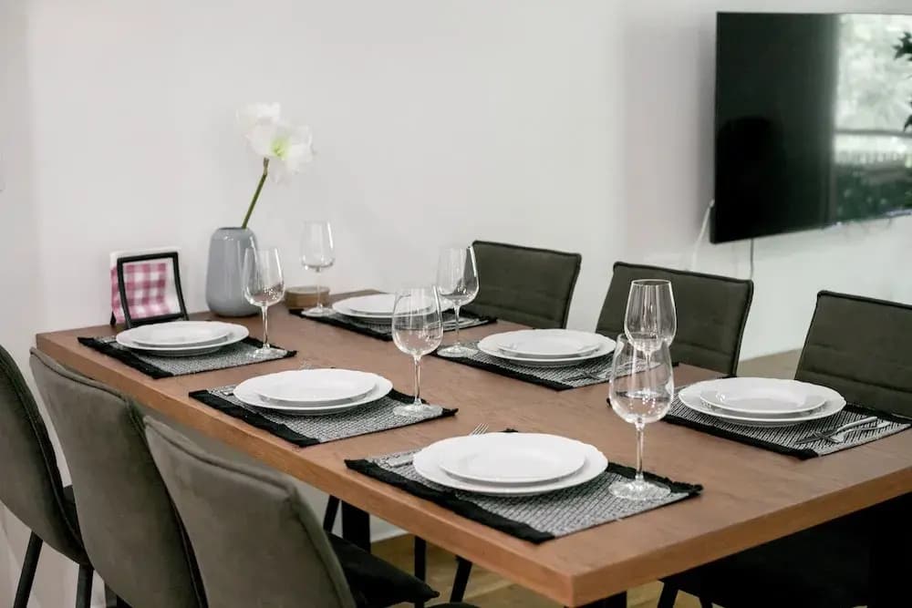 Mellow 2-Bedroom Apartment in Athens - photo 16