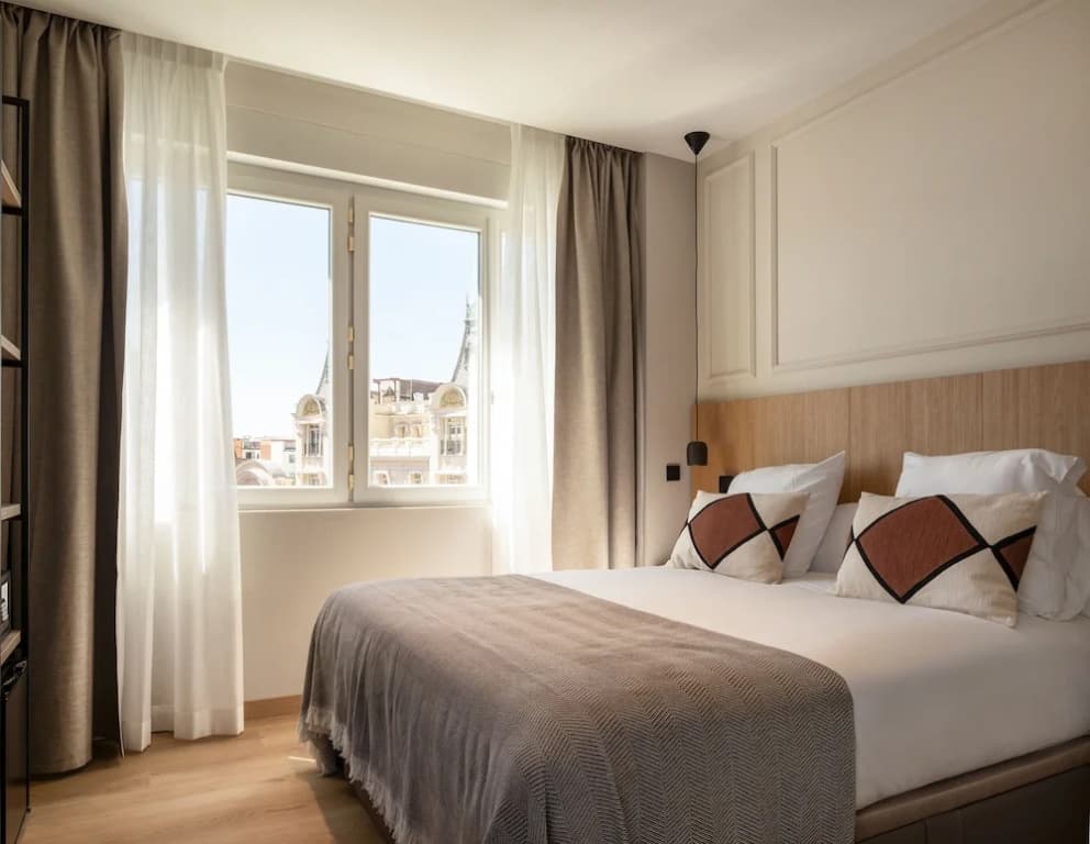 Feelathome Cortes - photo 1