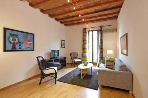 Beautiful apartment in Eixample - photo 4