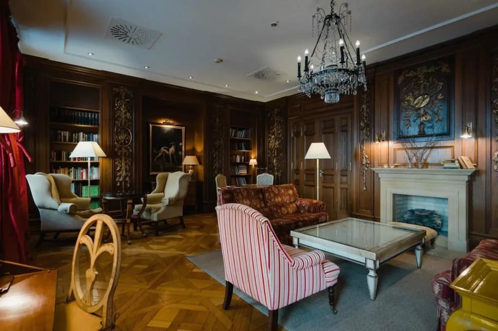 Louisa's Place - photo 21
