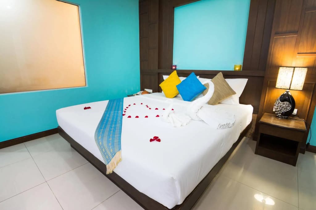 Blue Skyline Hotel - photo 4
