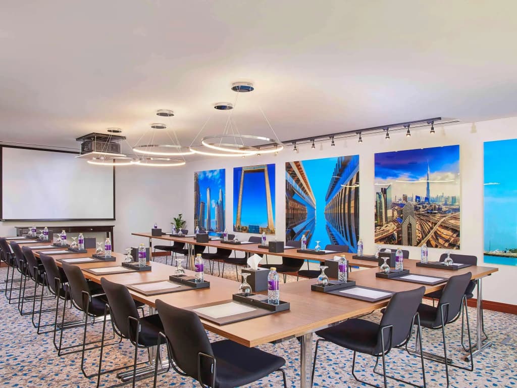 Mercure Dubai Barsha Heights Hotel Suites And Apartments - photo 9