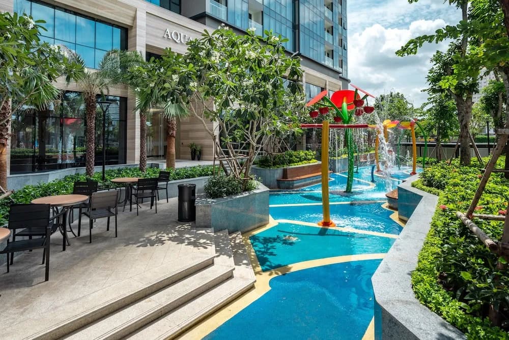 Nomad Homes Vinhomes Golden River - photo 15