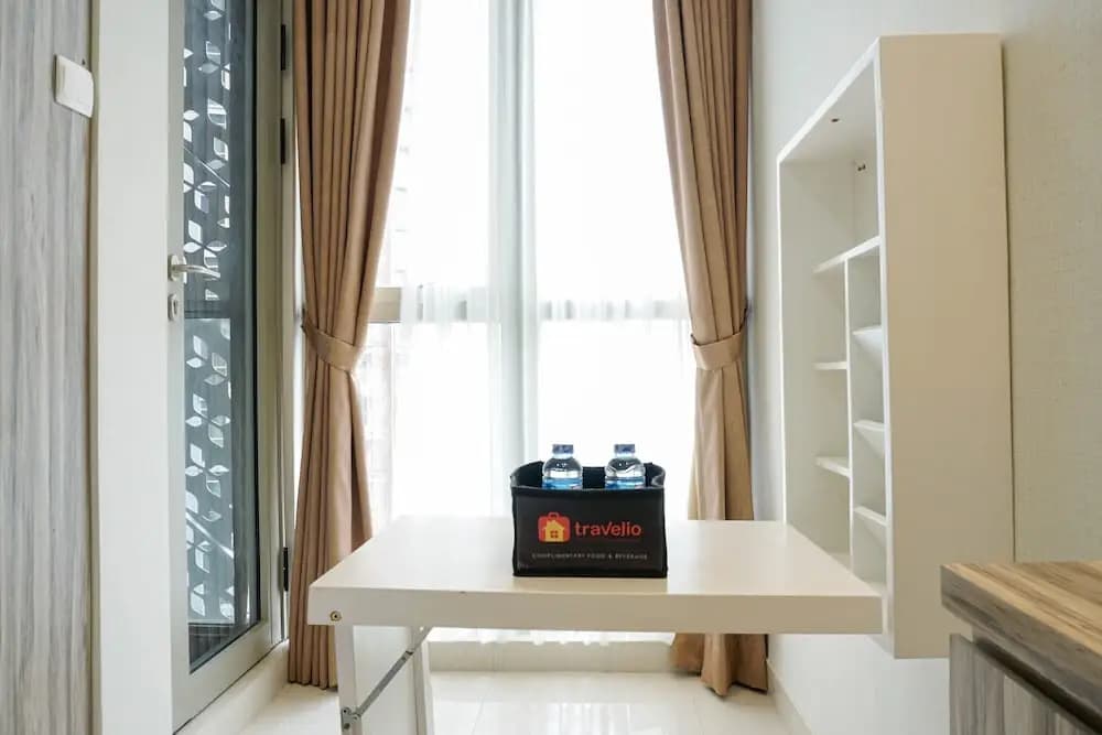 Exclusive and Great Location 1Br Gold Coast Apartment Near Pik - photo 2
