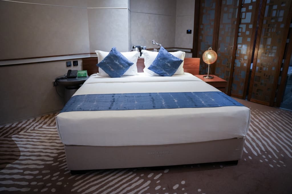 VIP Hotel - photo 10