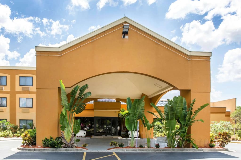 Mi Casa Hotel - photo 18