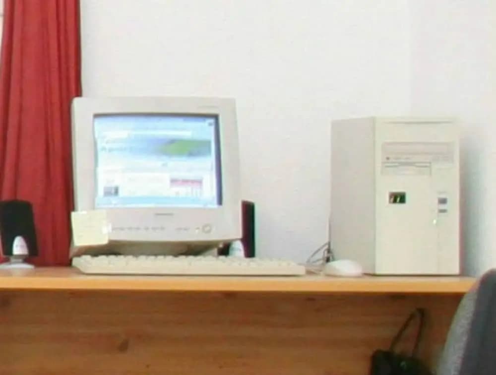 Central Location Air-conditioning Wi-fi Pc Central Heating - photo 2