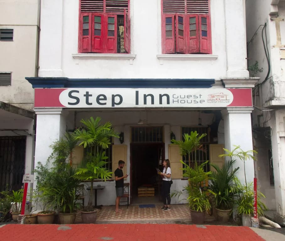 Step Inn Guest House - photo 1