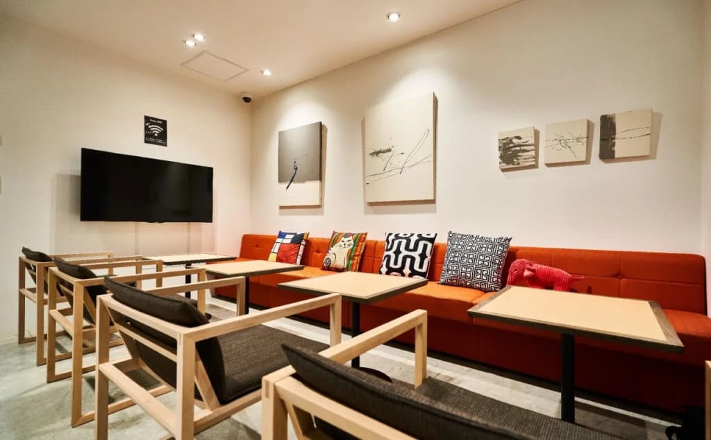 Catalyst Art Hotel - photo 8