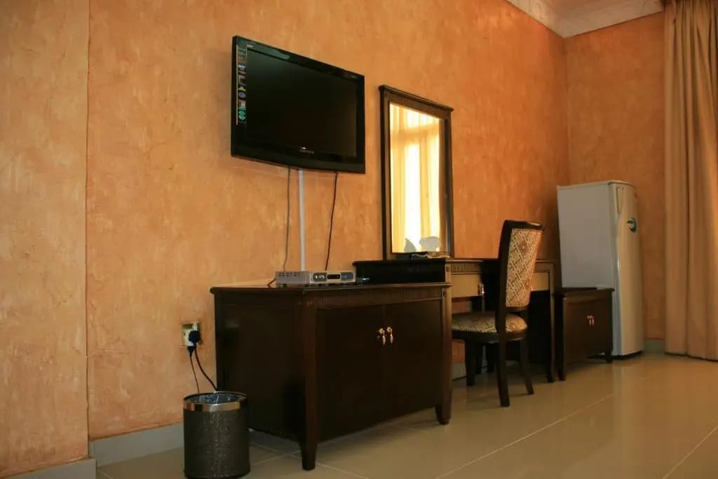 Gulf Crown Hotel Apartment - photo 6