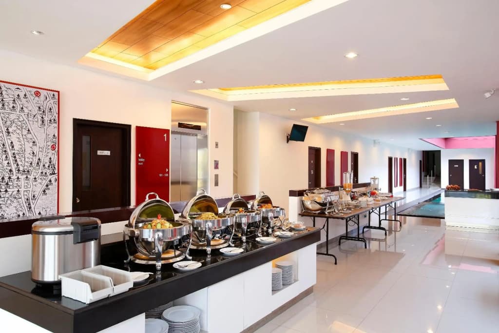 Amaris Hotel Dewi Sri - photo 24