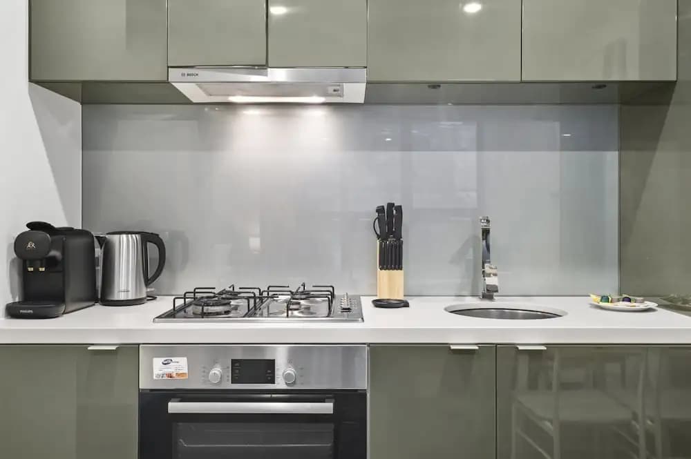 Elevated 1-bed Retreat Near Crown - photo 8