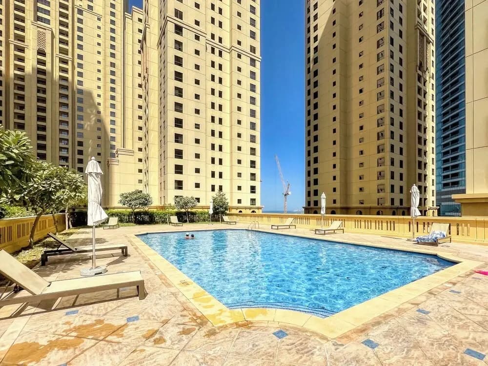 Cozy 1BR at Bahar with great view - photo 10