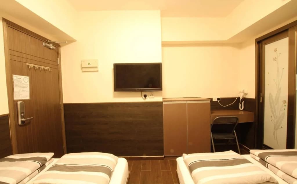 Tai Wah Hostel - photo 11