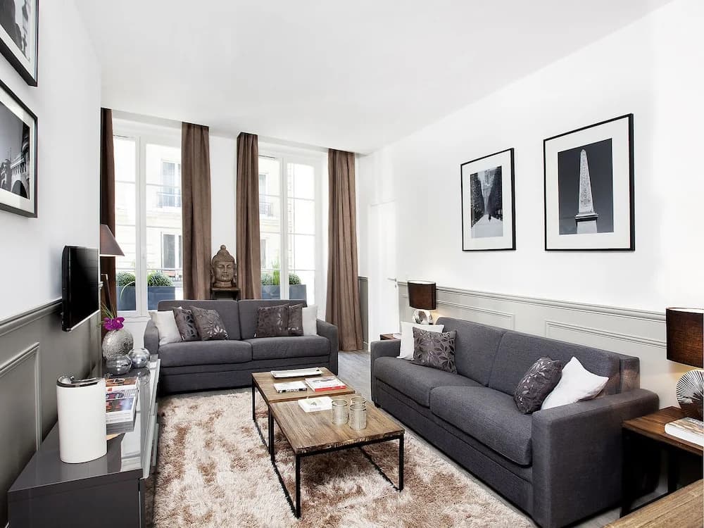 Luxury 3BR Gr-Boulevards I by Livinparis - photo 1