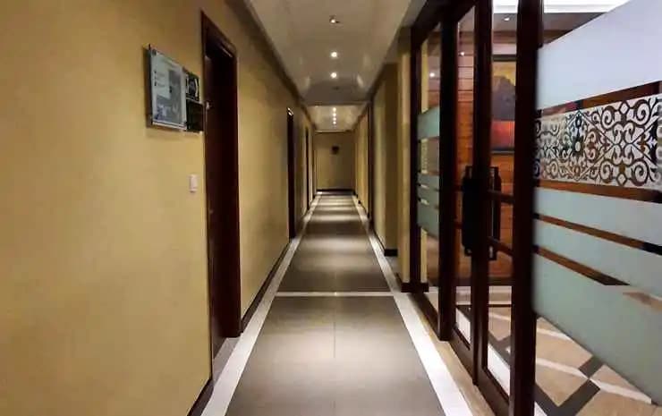 MP Hotel Kelapa Gading - photo 4