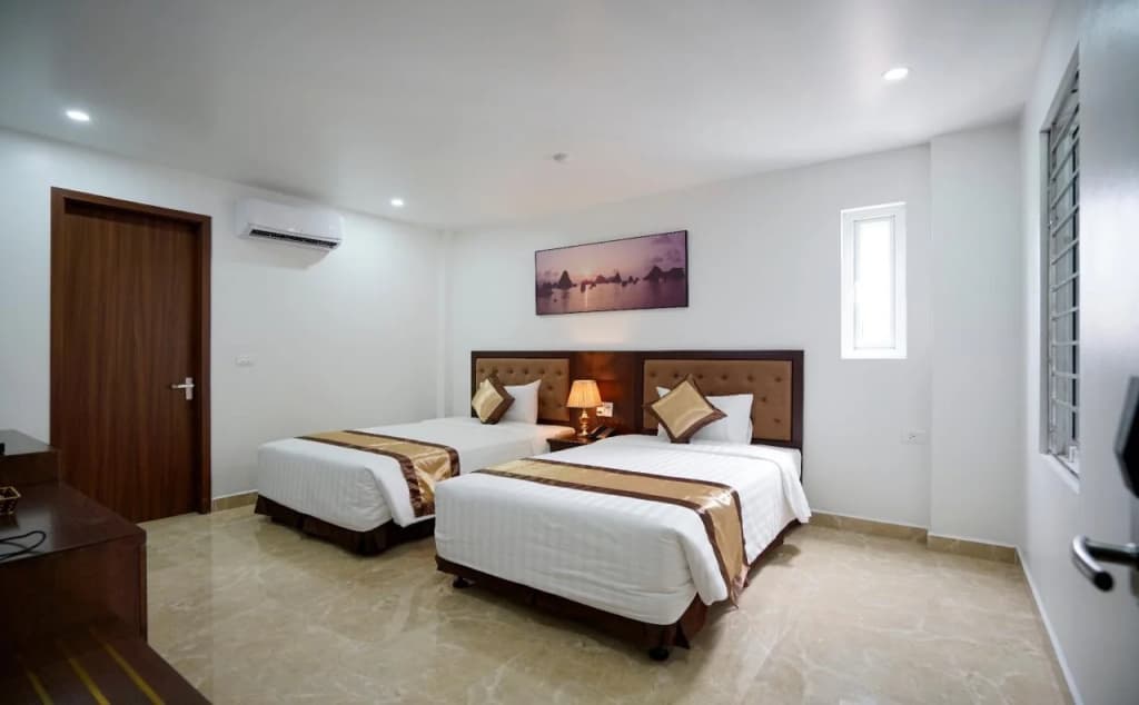 Halong Centrica Hotel - photo 6