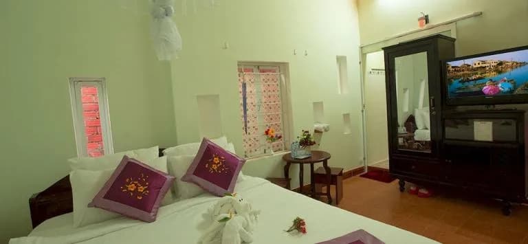 Azalea Homestay - photo 5