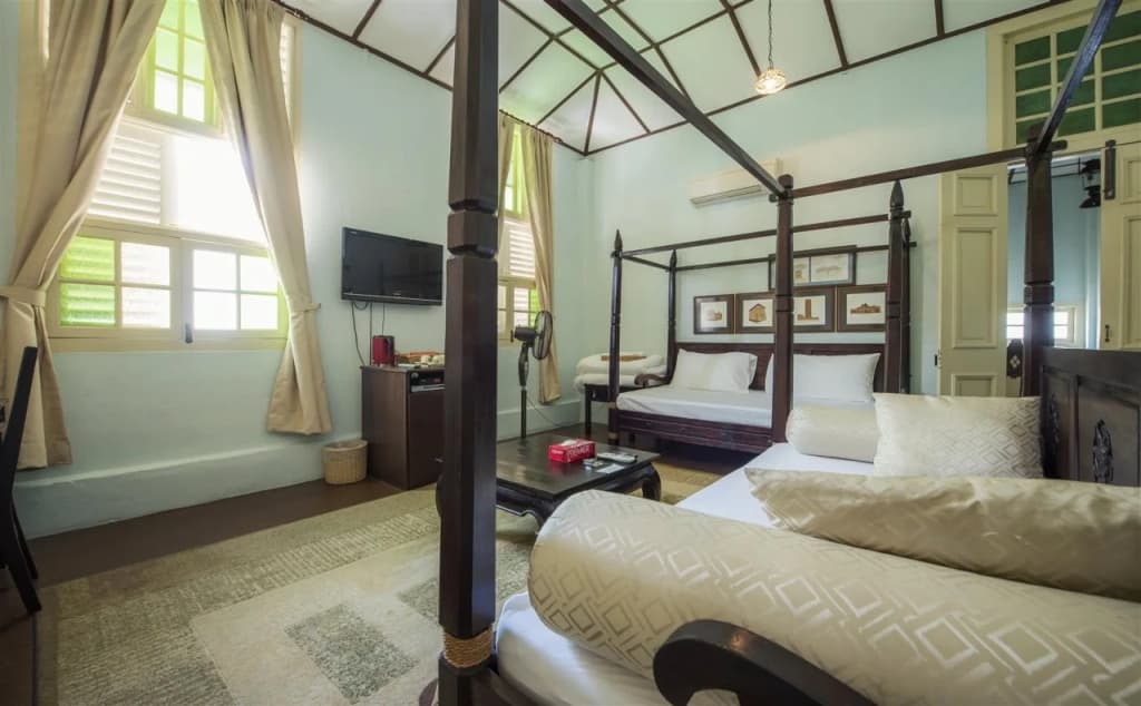 PalanquInn Heritage Suites - photo 3