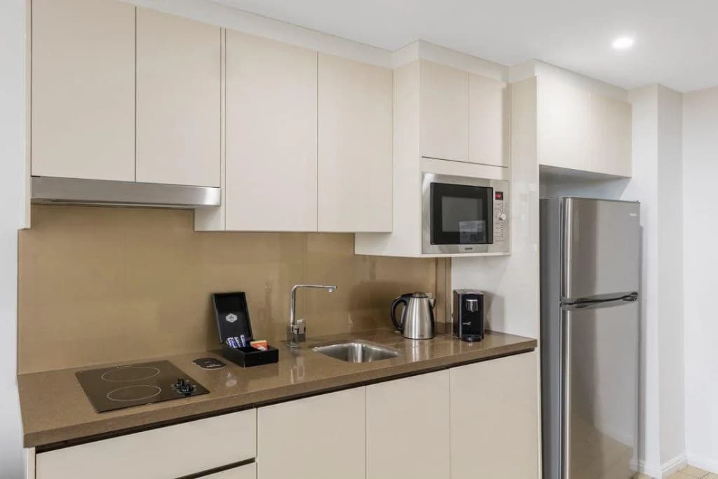 Meriton Suites North Ryde - photo 15