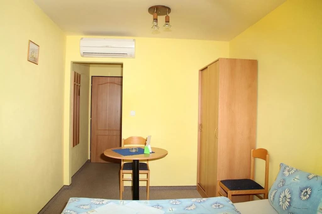 Hotel Mondeo - photo 8