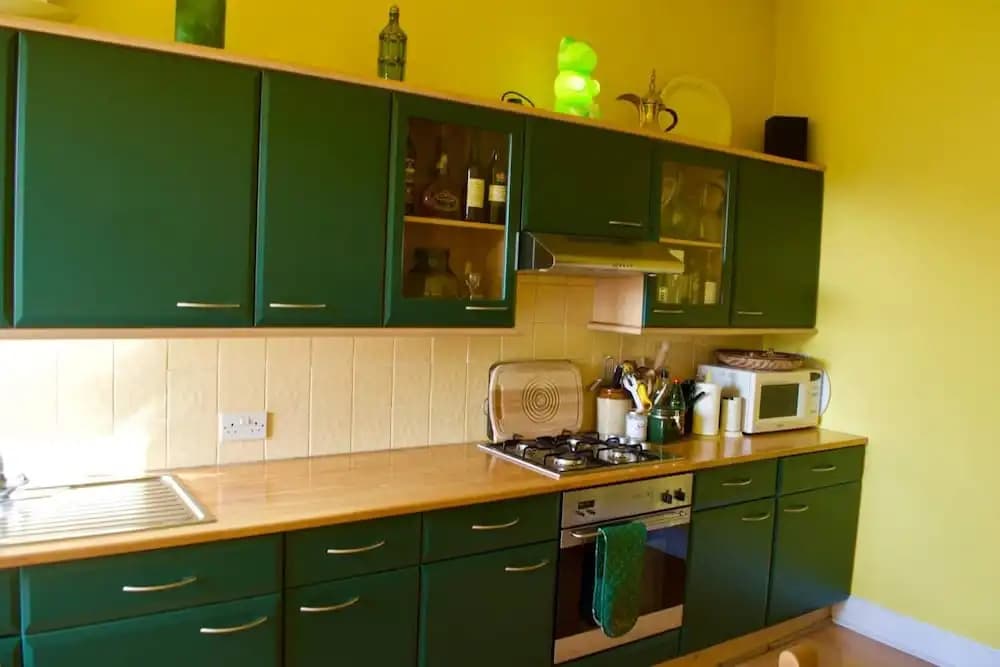 2 Bedroom Flat With Great Views - photo 13