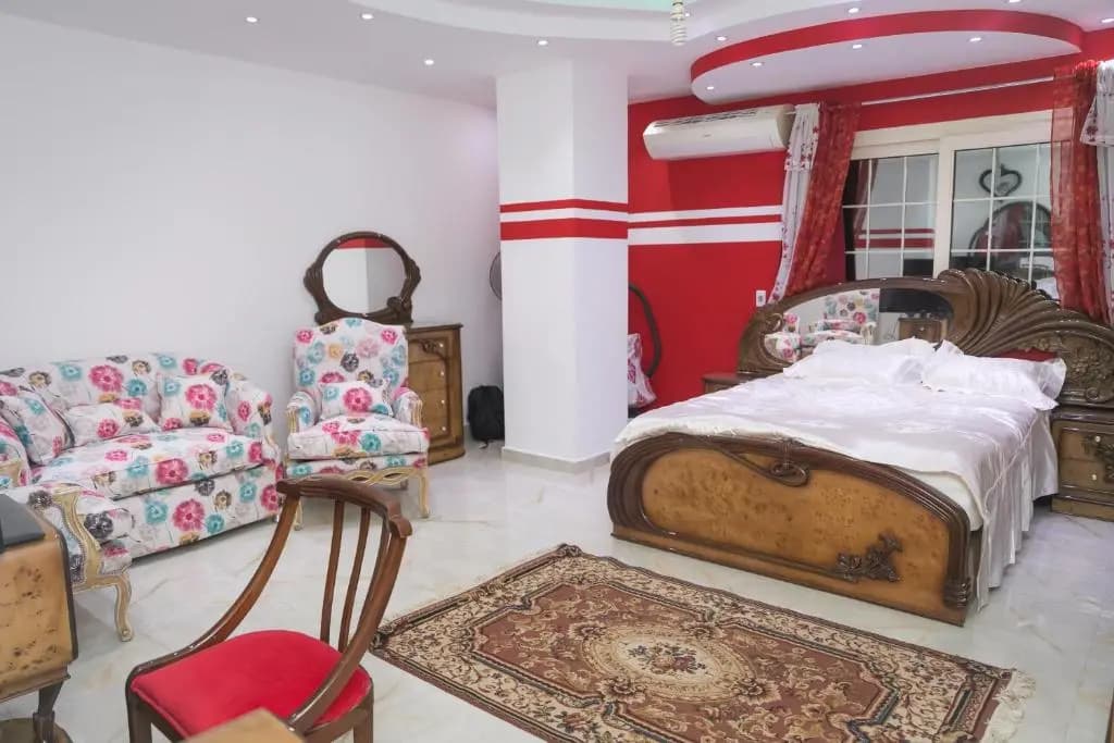 Luxury Apartments - photo 12