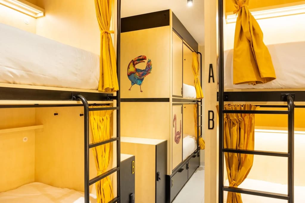 Petit Hostel Palacio Real - photo 5