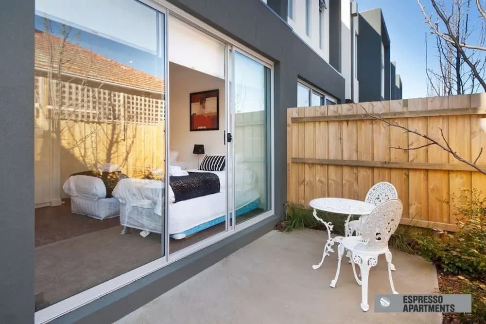 Caulfield Executive Apartment - photo 10