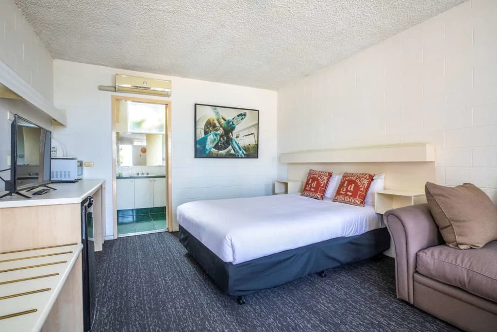 The Mulgrave Motel - photo 5