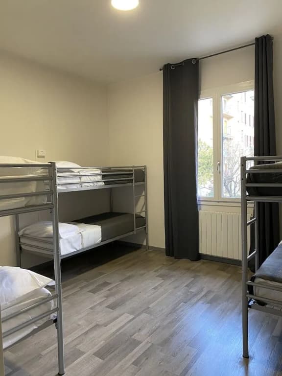 Newtown Hotel - Hostel - photo 6