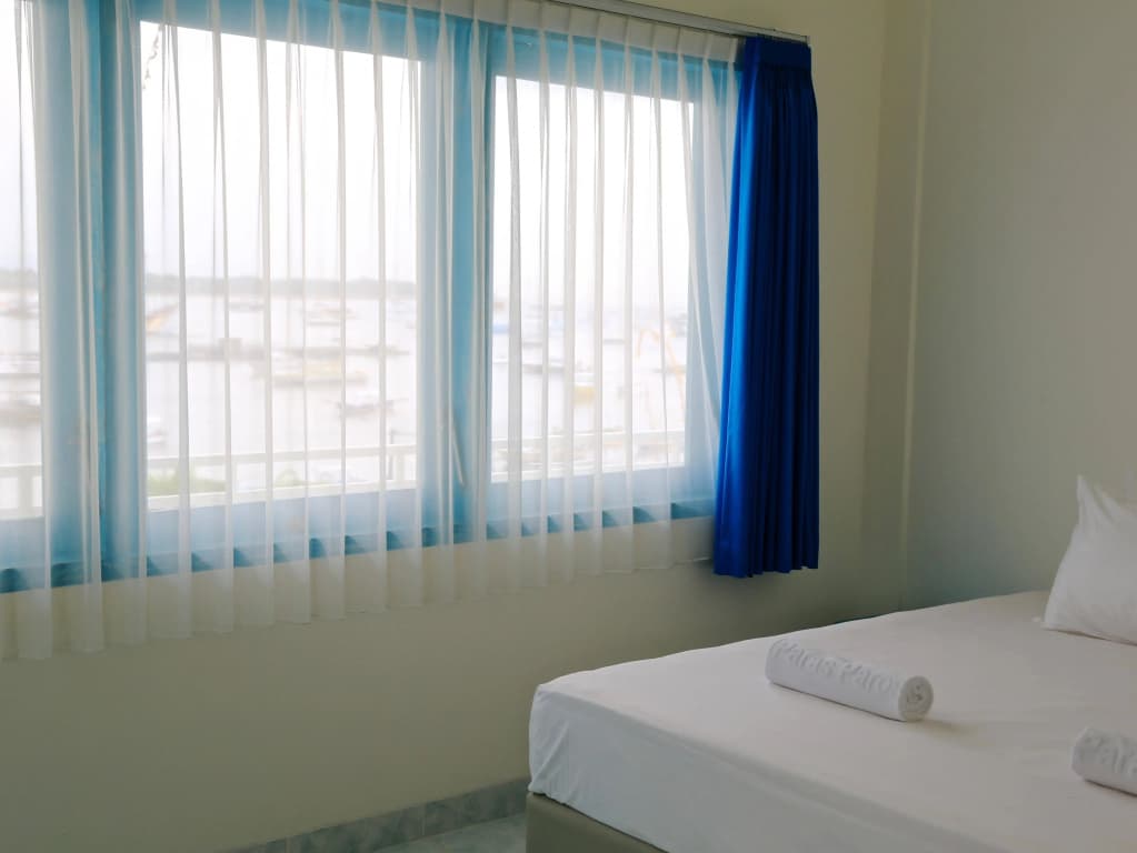 Paras Paros Marina Lodge - photo 2