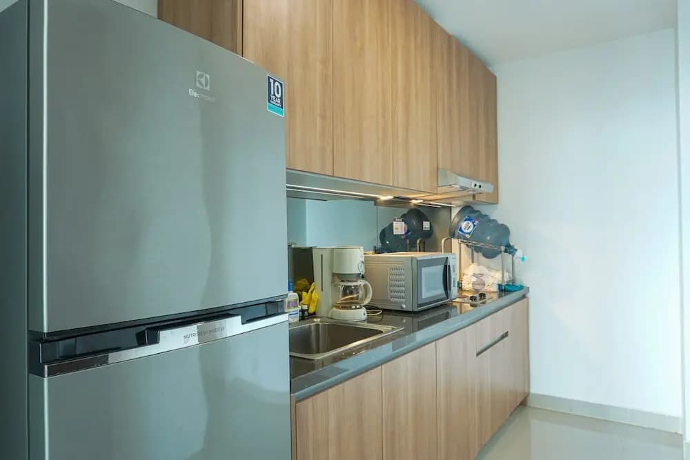 Spacious 2BR Apartment at Wang Residence - photo 14