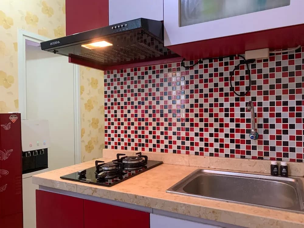 Comfort 2Br Apartment At Green Pramuka City - photo 15