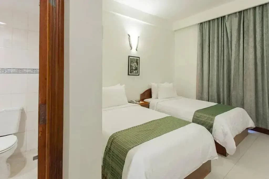 Angkor Riverside Hotel - photo 2
