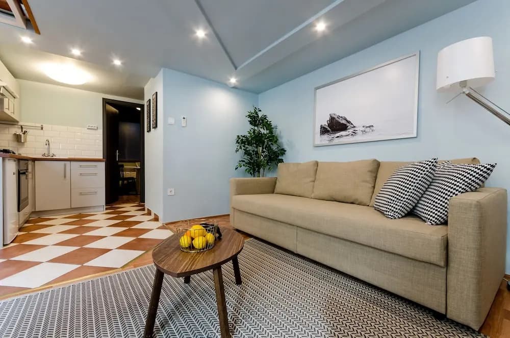 Verbena Apartment - photo 3