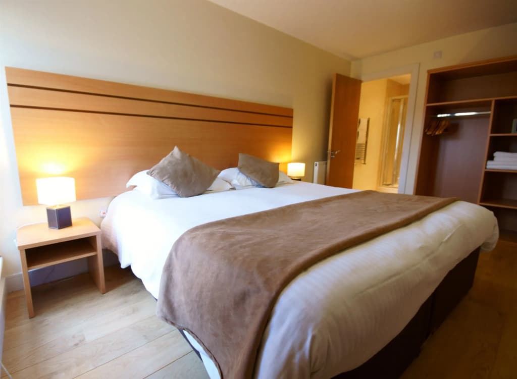 Lodge Drive Apartments - photo 4