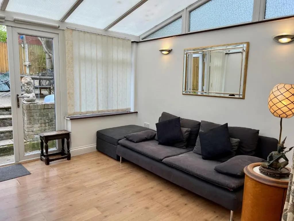 Edencourt Apartment - photo 3