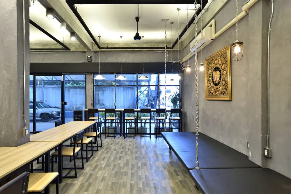 M Gray Hostel & Cafe - photo 14
