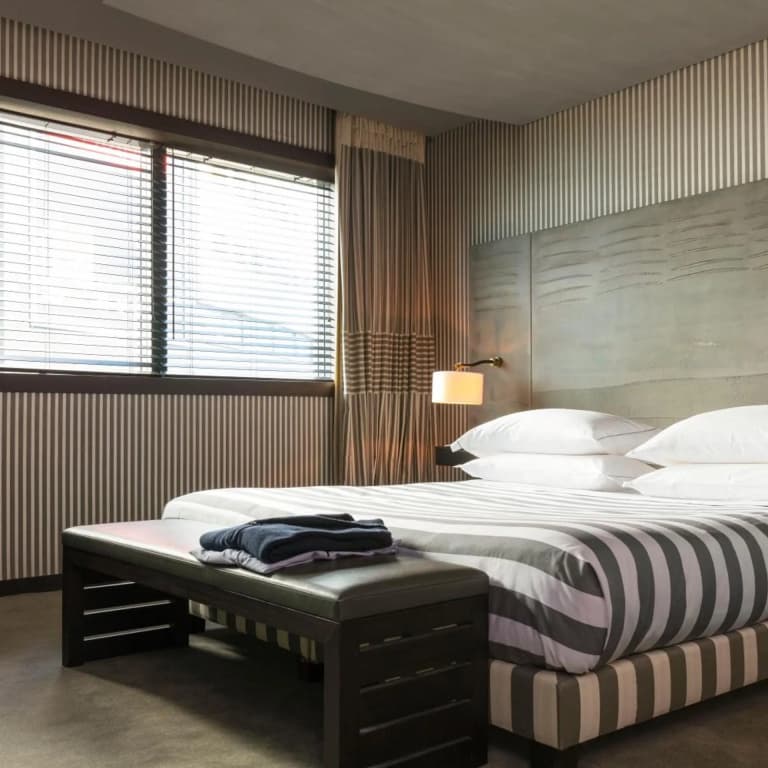 Hotel Square - photo 38