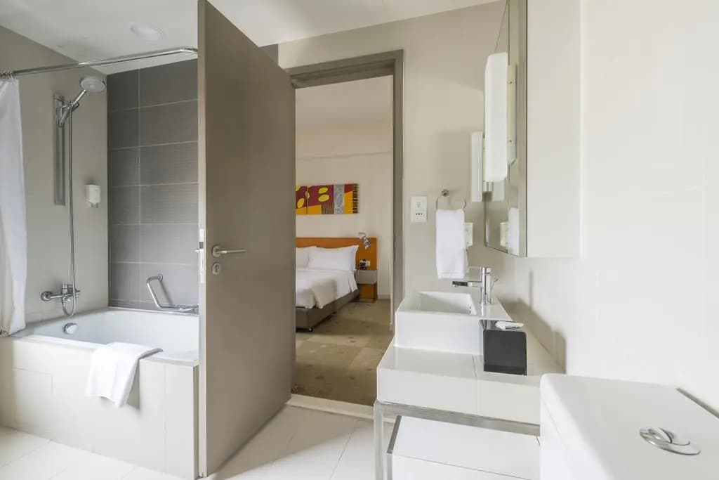 Weave Suites - Hillside - photo 10