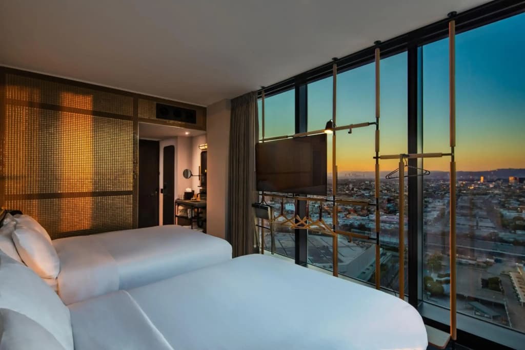 Moxy Downtown Los Angeles - photo 2