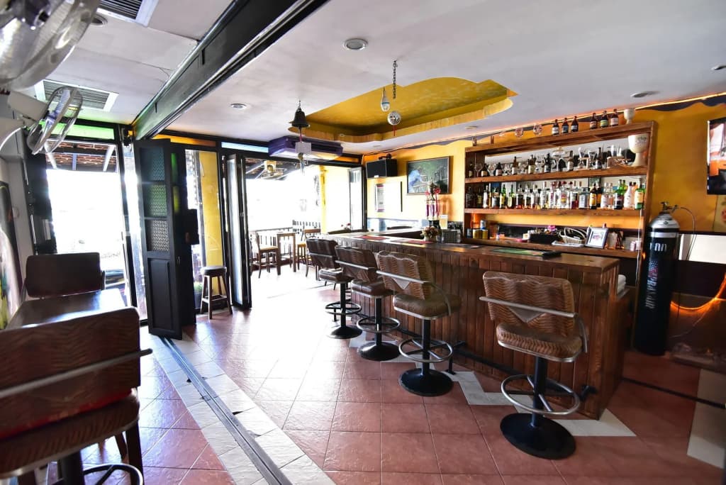 Enjoy Andre Restaurant & Room - photo 10