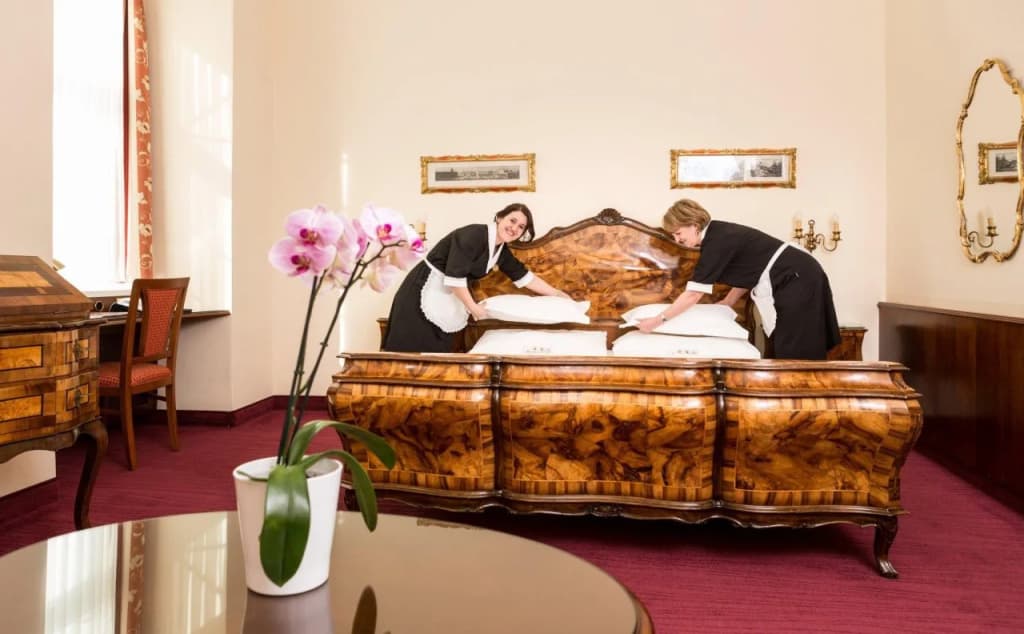 Hotel Stefanie - photo 18
